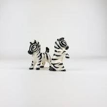 Load image into Gallery viewer, Zebra Salt and Pepper Shakers
