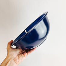 Load image into Gallery viewer, Set of 3 Blue Pyrex Mixing Bowls
