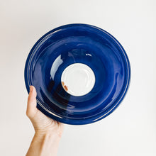 Load image into Gallery viewer, Set of 3 Blue Pyrex Mixing Bowls
