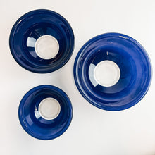 Load image into Gallery viewer, Set of 3 Blue Pyrex Mixing Bowls
